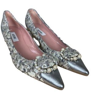 Moschino Women's Tweed Kitten Heels with Faux Pearl Crystal Buckle Size 8.5